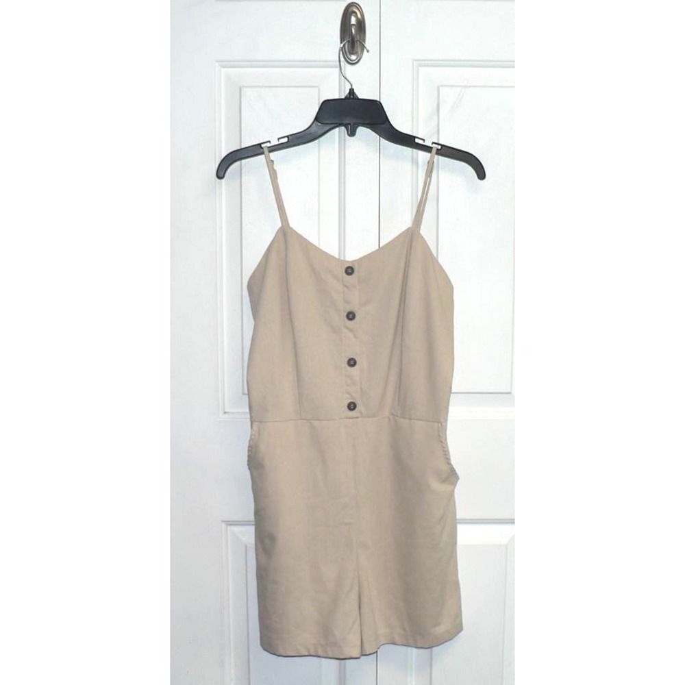 Ci Sono Los Angeles Women's Sleeveless Linen Blend Smocked Back Romper LG Khaki